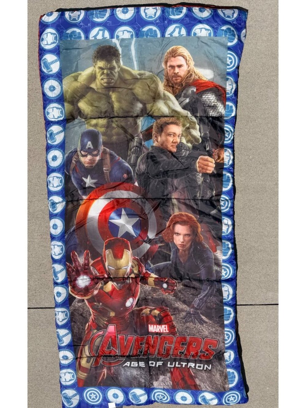 Marvel Avengers Age Of Ultron Kids Camping Sleeping Bag Zipper Lightweight & Por